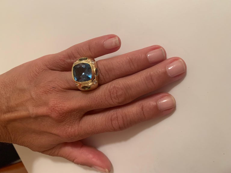 The BONHEUR Ring: 18kt Yellow Gold Domed Ring