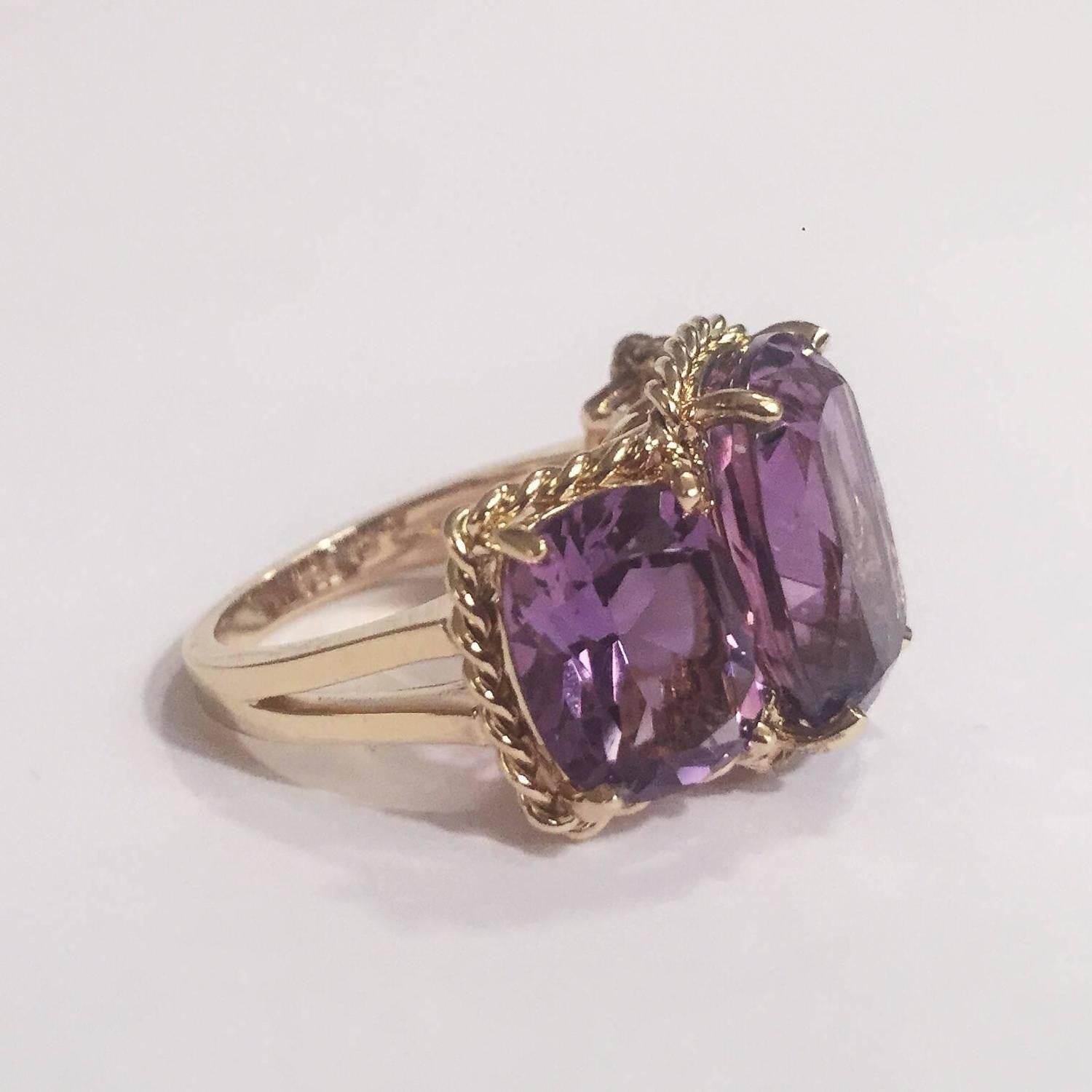 Elegant Three Stone Ring with Gold Rope Twist Border