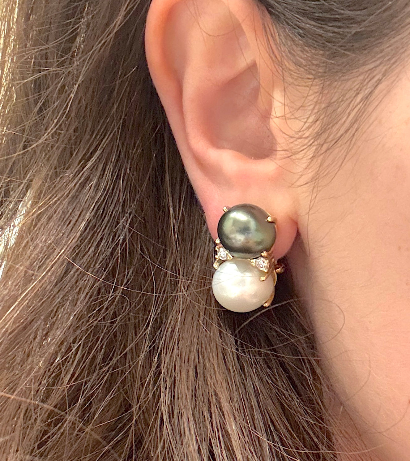 Medium GUM DROP™ Earrings with Pearls and Peridot and Four Diamonds