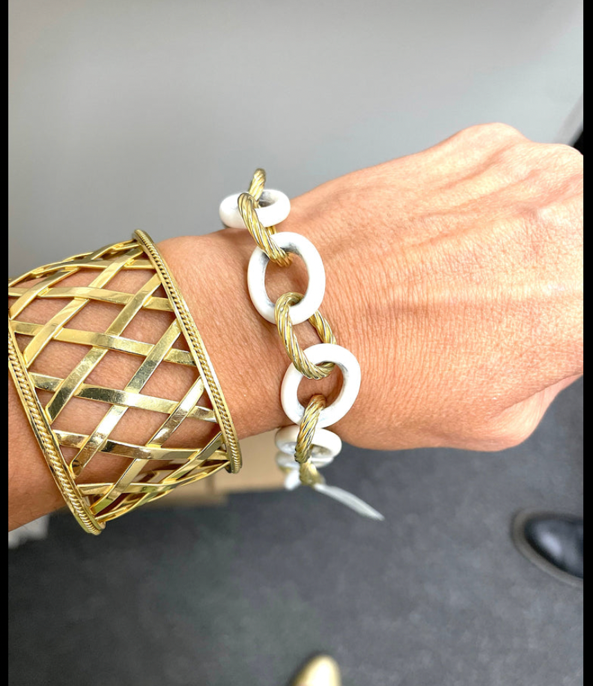 18kt Yellow Gold and Onyx Link Bracelet