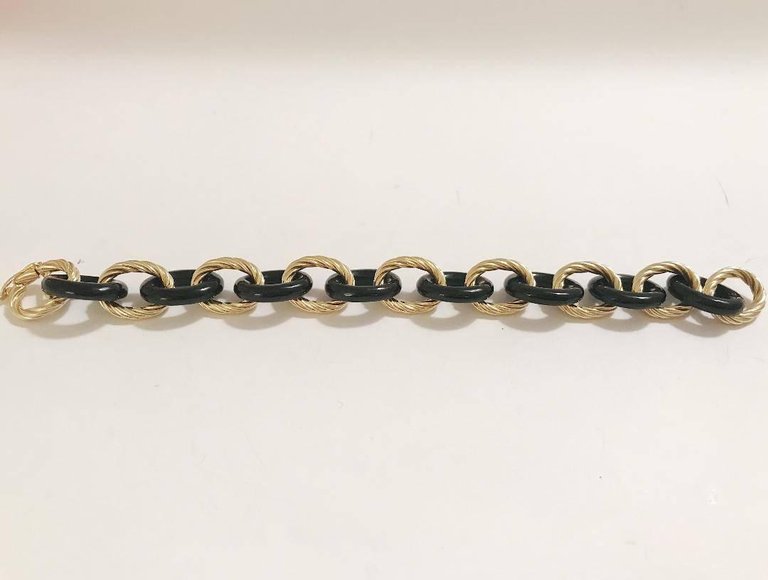 Elegant Alternating Yellow Gold Twist and Black Jade Link Bracelet