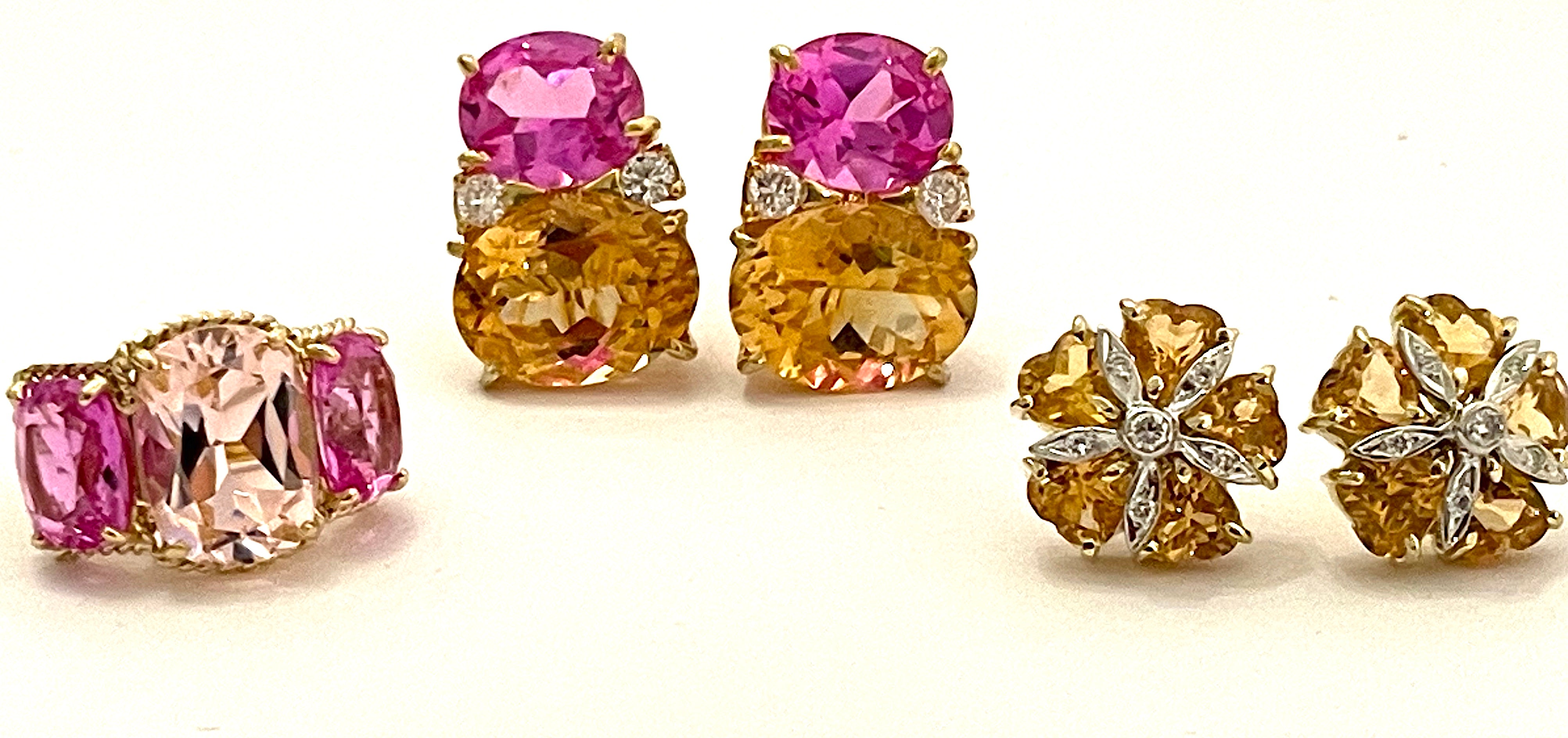 18kt Yellow Gold two tone Pink Topaz Three Stone Ring with Rope Twist Border